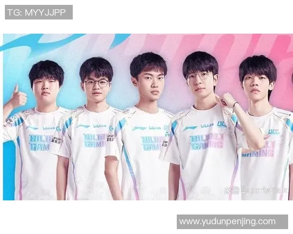 BLG战队在DOTA2比赛中的进攻策略分析与成效评估