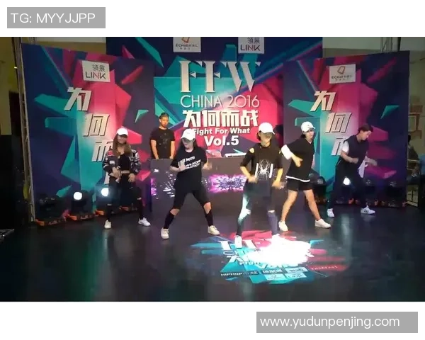 南京飞盘队在世界街舞大赛中以60分稳居积分榜首位