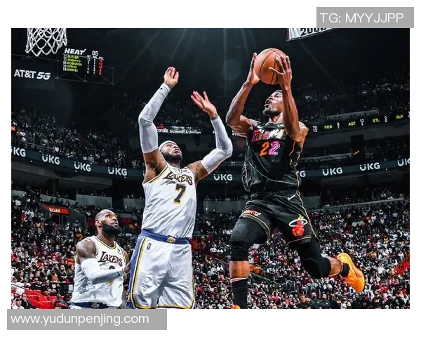 04年热火与湖人激战回顾：历史性对决与传奇球星的巅峰对抗