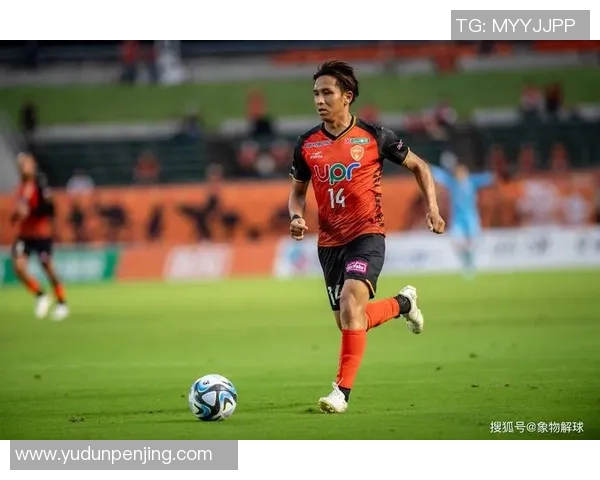 东京绿茵迎战山口雷诺法力争主场胜利展现球队实力与决心